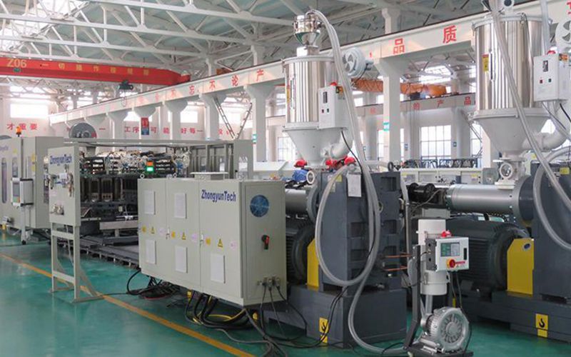 Características de la Línea de Extrusión