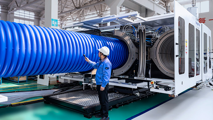 Máquina para Corrugar Tubos, ZC-1200H (Diá. Int. 100 – Diá. Ext. 1200mm)