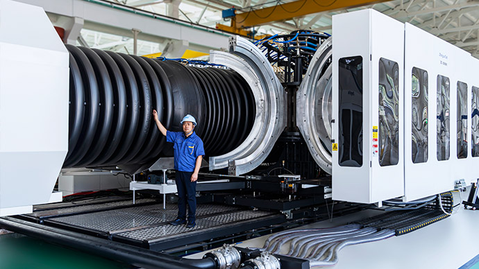 Máquina para Corrugar Tubos, ZC-2000H (Diá. Int. 600 – Diá. Ext. 2000mm)